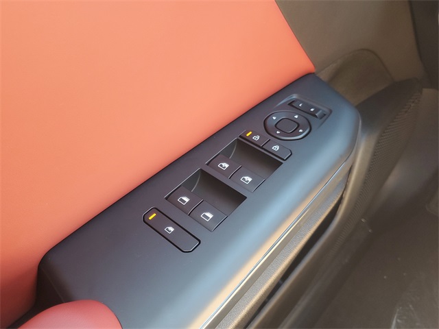 2025 Kia K4 GT-Line photo 24
