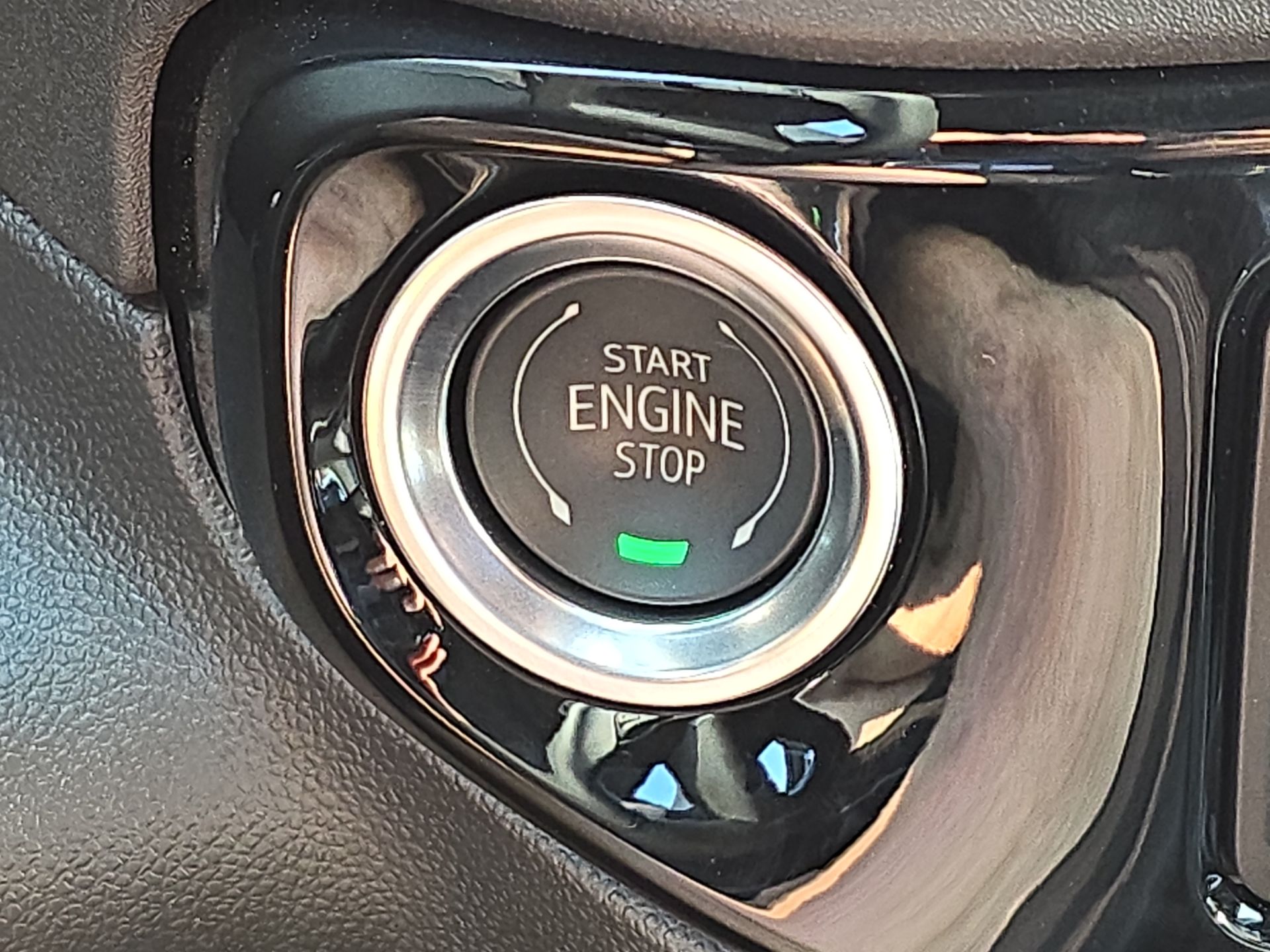 2025 Gmc Sierra SLT photo 53