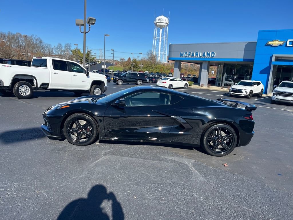 2026 Chevrolet Corvette Stingray 2LT photo 2