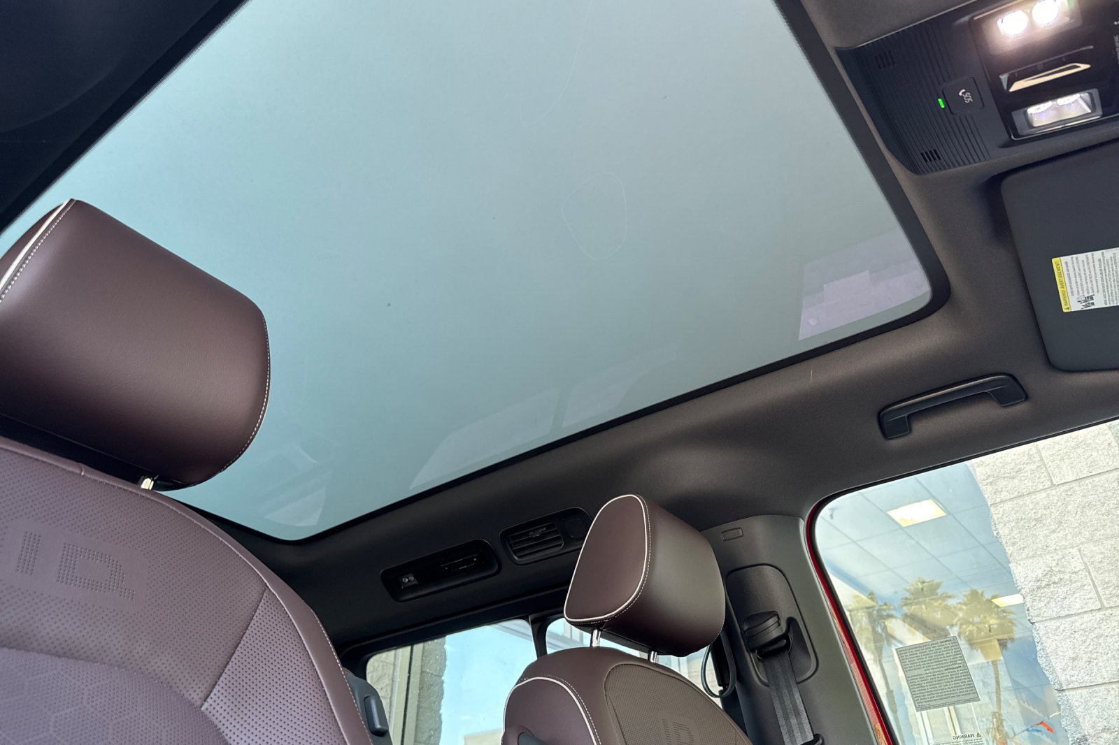 2025 Volkswagen ID. Buzz Pro Plus photo 16