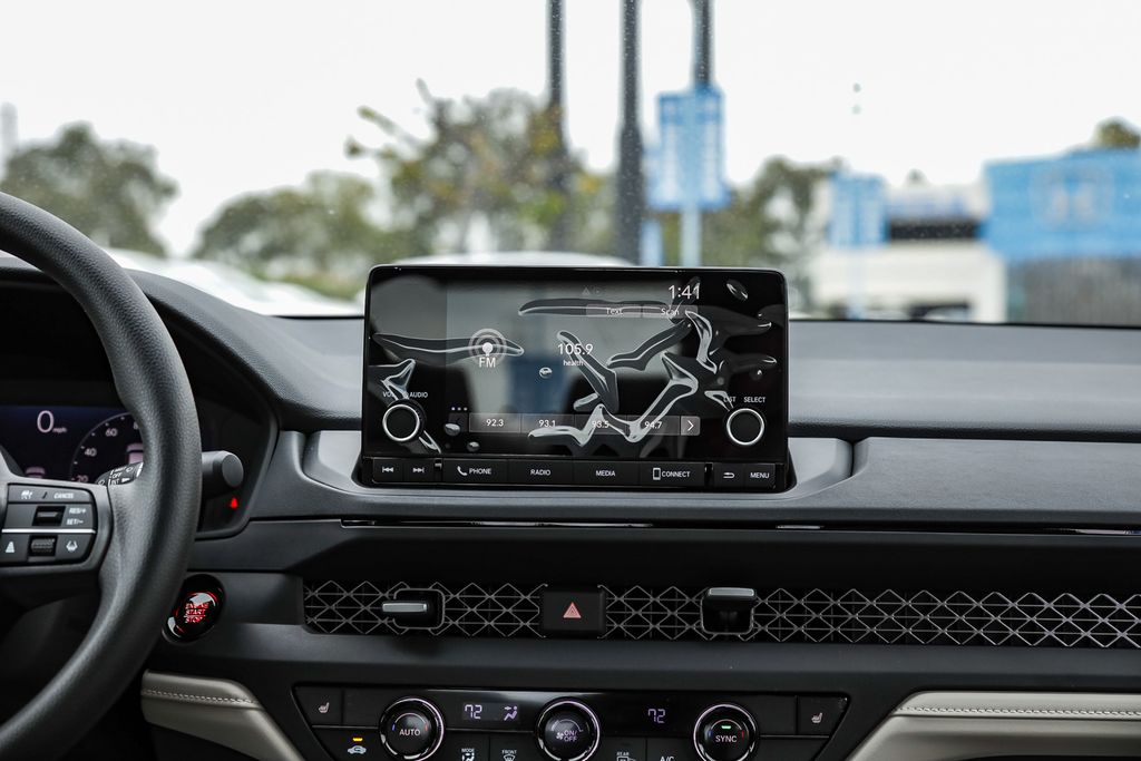 2025 Honda Accord SE photo 16