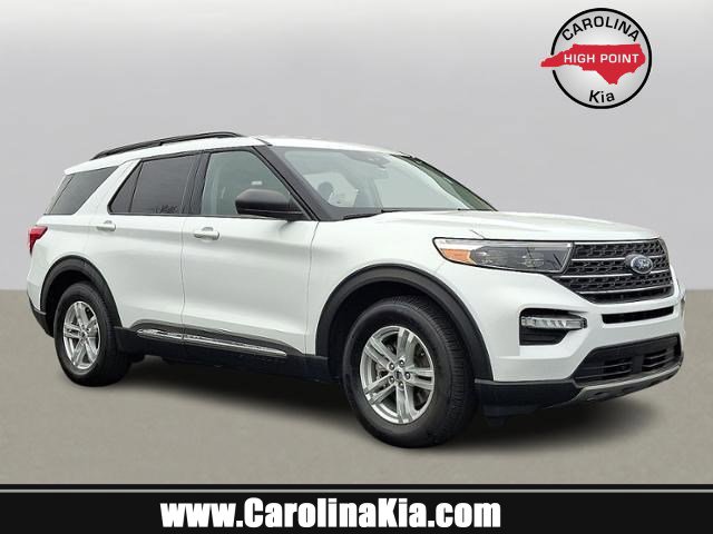 2023 Ford Explorer XLT's photo