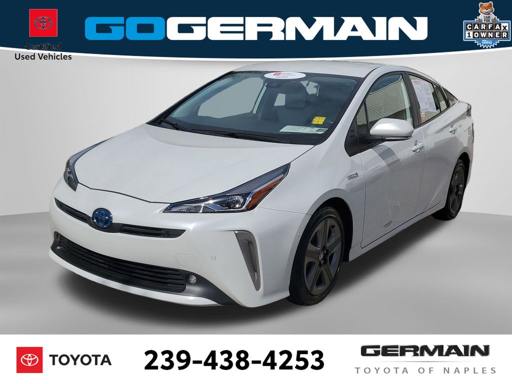 2022 Toyota Prius Limited's photo