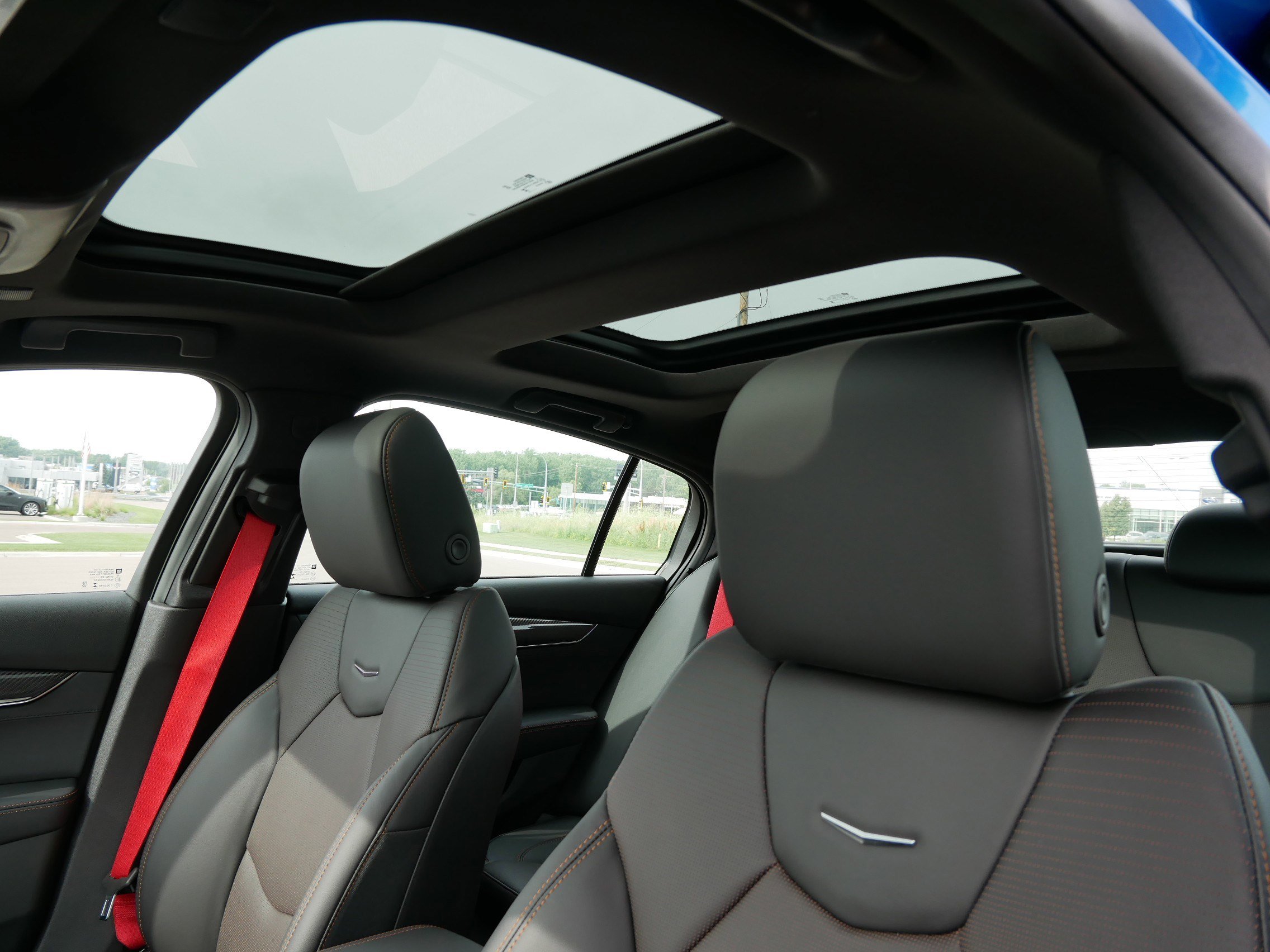 2026 Cadillac CT5 V photo 18