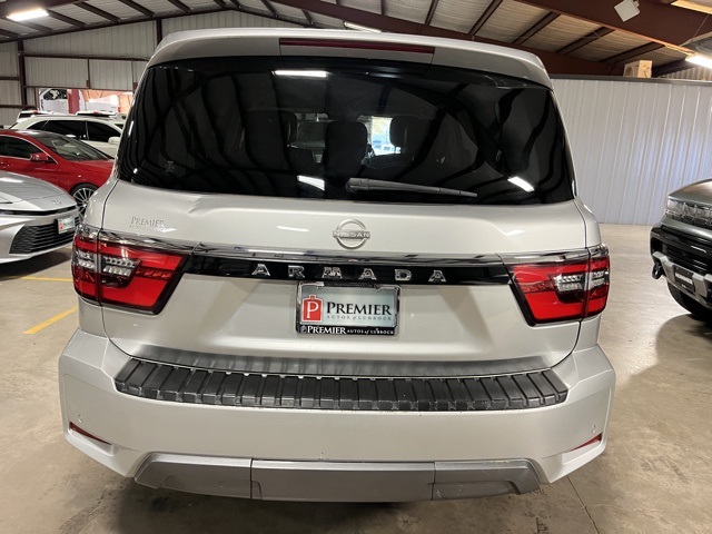 2022 Nissan Armada SV photo 3