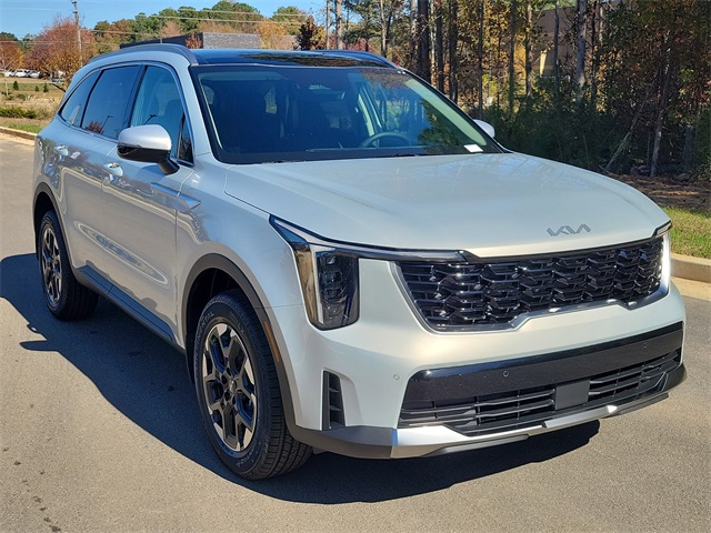 2026 Kia Sorento S photo 2