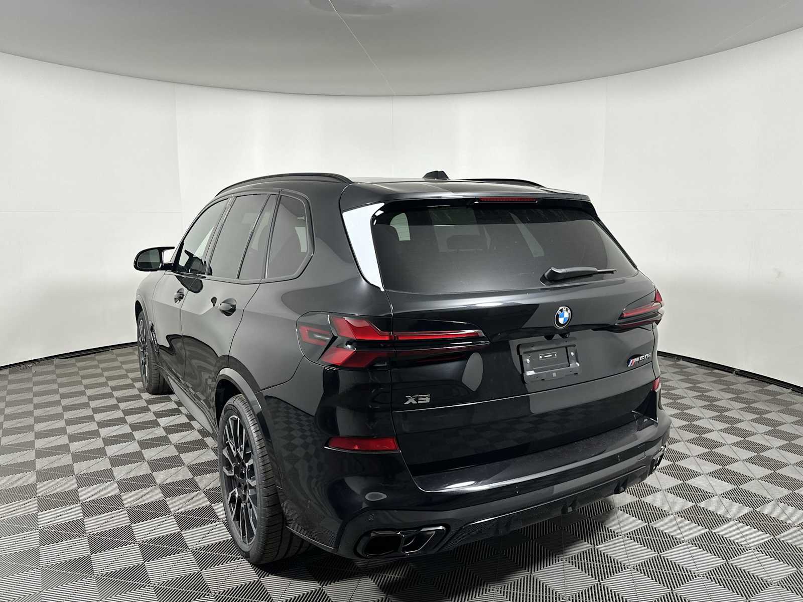 2026 Bmw X5 M60i photo 9