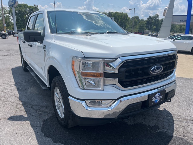 2022 Ford F-150 XLT photo 2