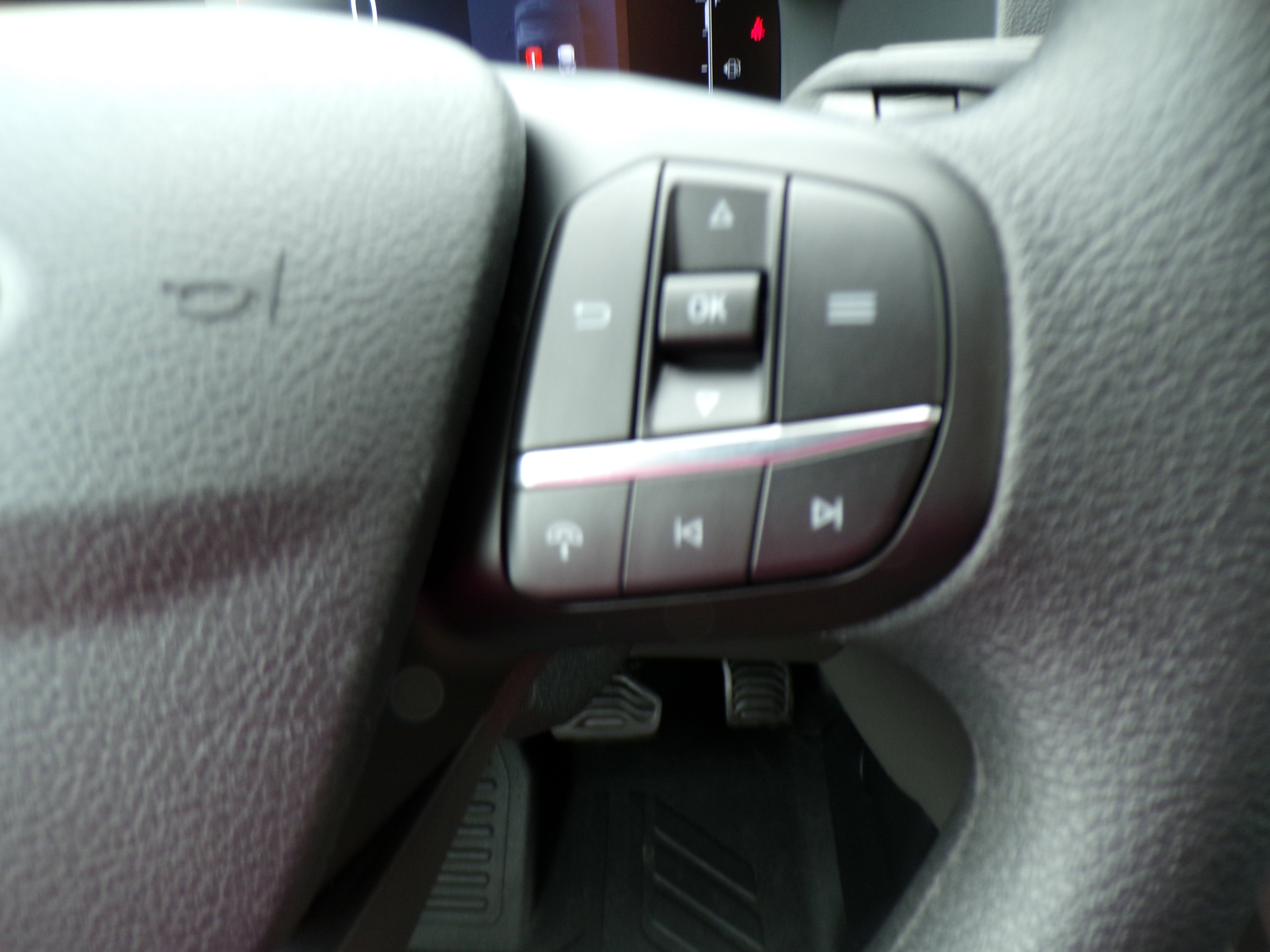 2026 Ford Transit Cargo Van photo 2