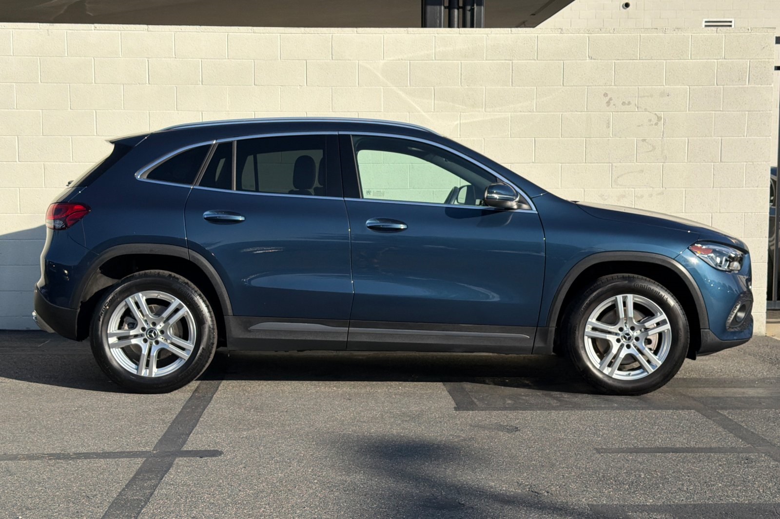 2022 Mercedes Benz GLA 250 photo 3