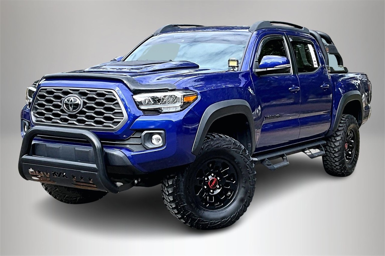 2022 Toyota Tacoma TRD Off Road's photo