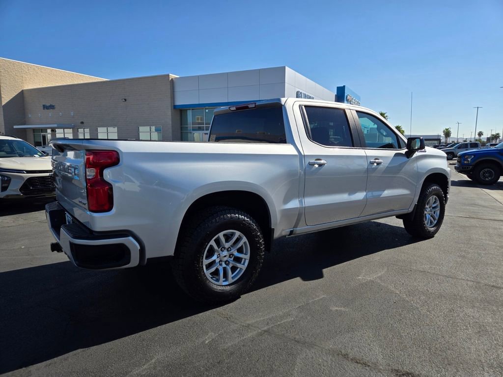 2021 Chevrolet Silverado 1500 RST photo 4