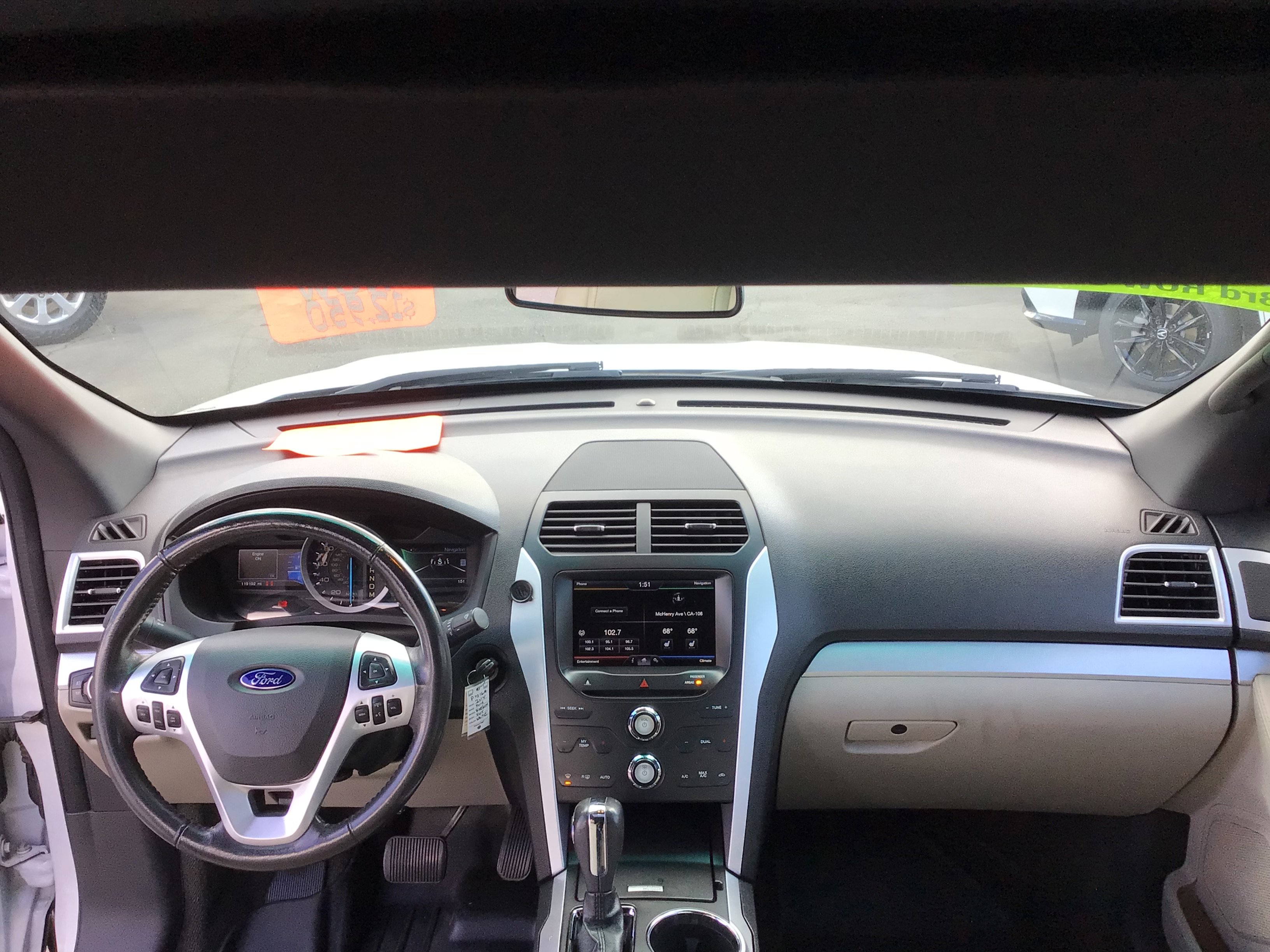 2014 Ford Explorer XLT photo 10