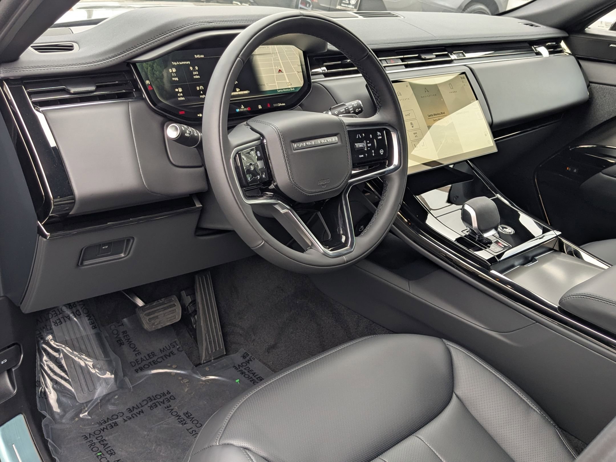 2025 Land Rover Range Rover Sport SE photo 3