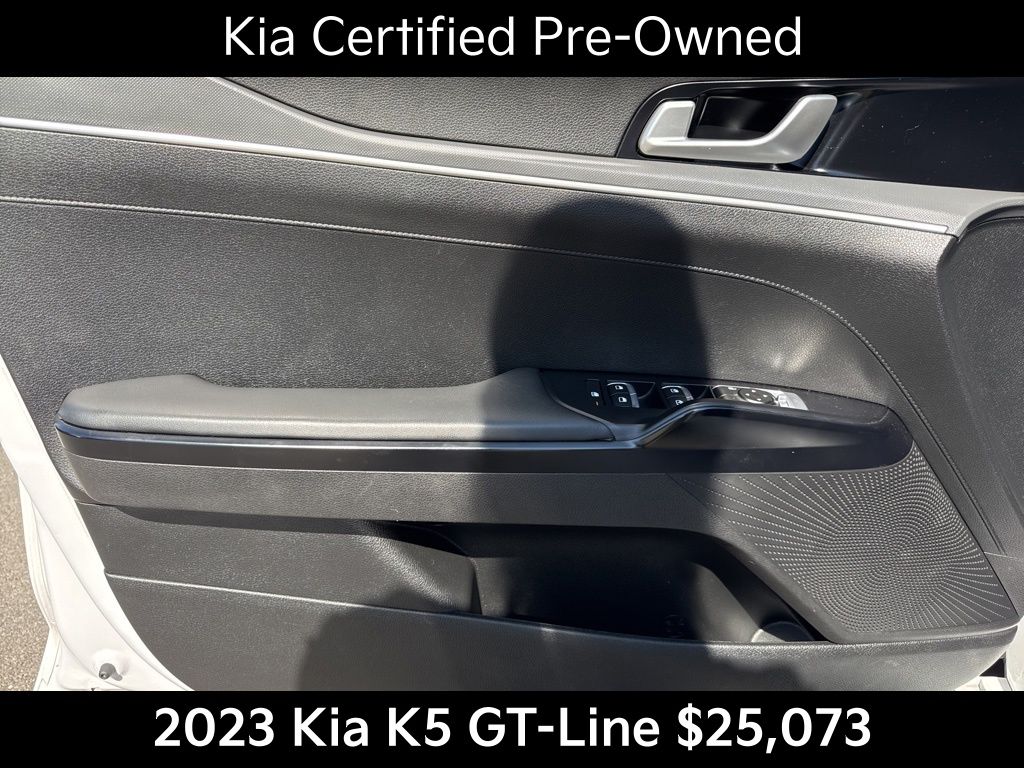 2023 Kia K5 GT-Line photo 11