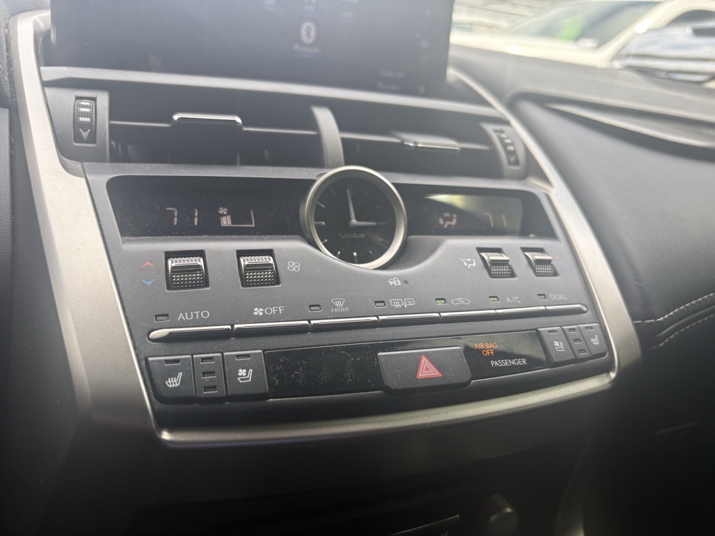 2020 Lexus NX 300 Premium photo 18