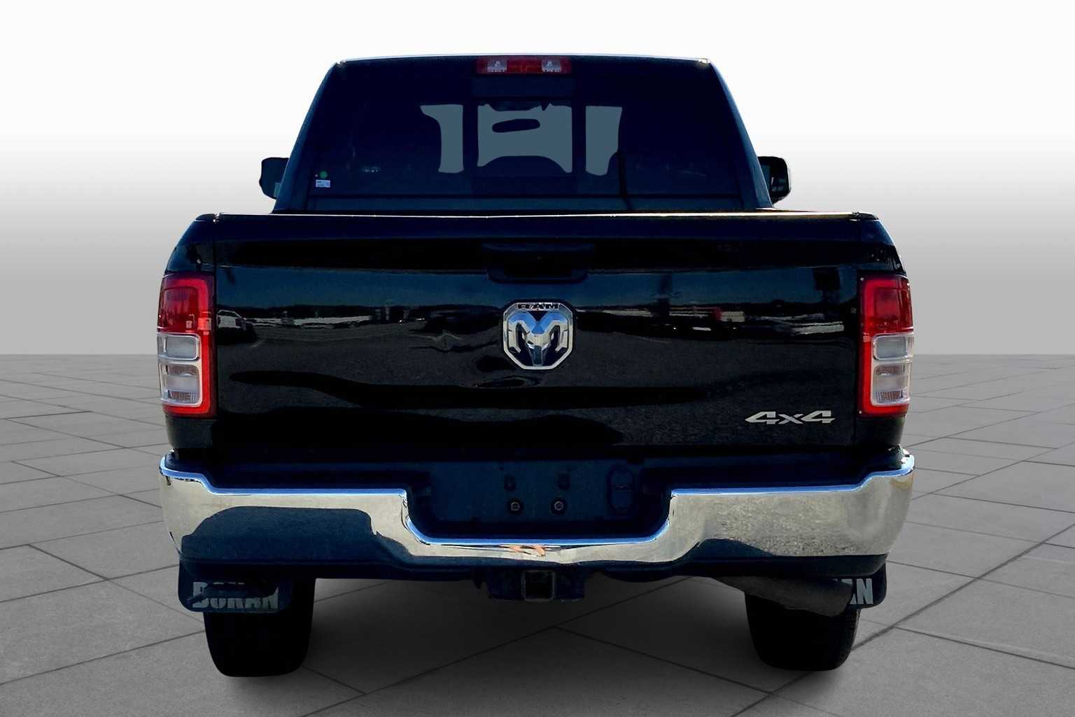 2021 Ram 3500 Tradesman photo 4