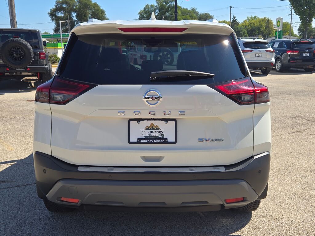 2021 Nissan Rogue SV photo 10