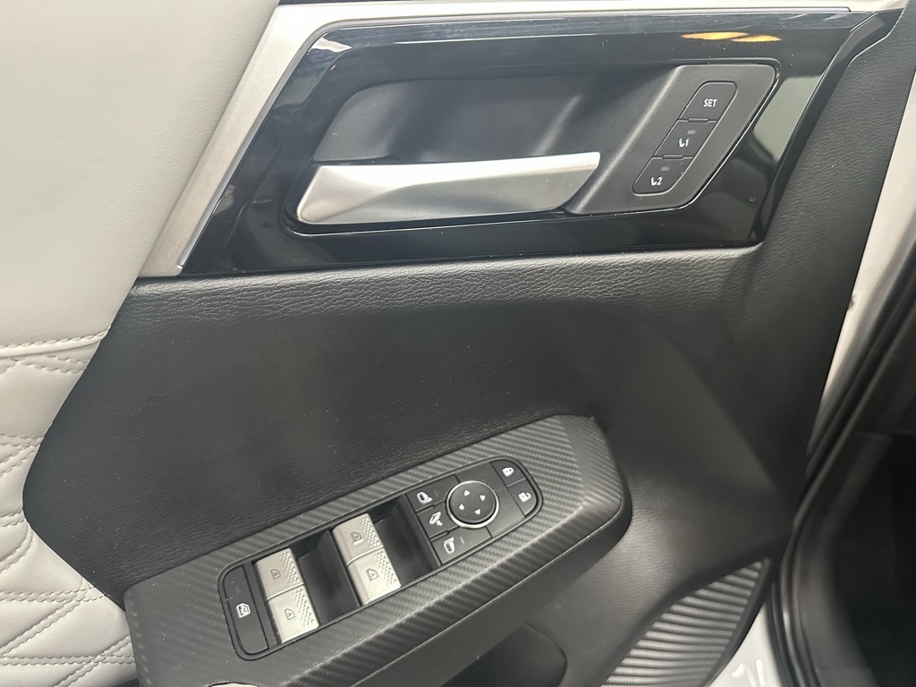 2023 Mitsubishi Outlander SEL photo 11
