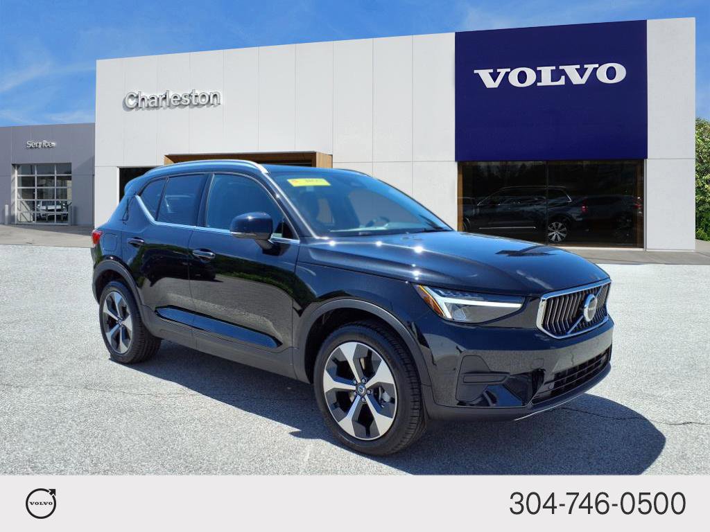 2025 Volvo XC40
