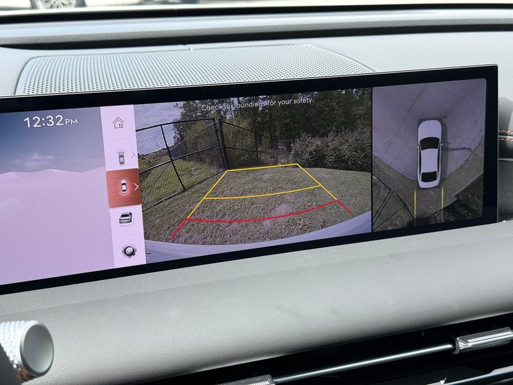 2026 Genesis G80 2.5T Sport Prestige AWD photo 2