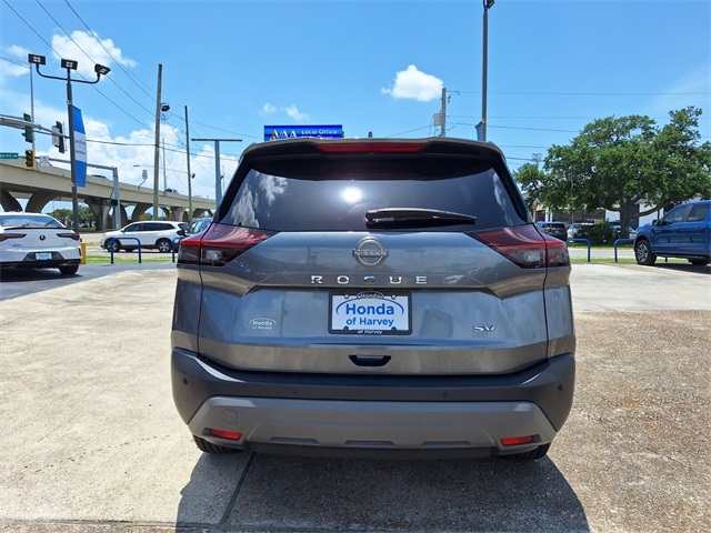 2023 Nissan Rogue SV photo 6