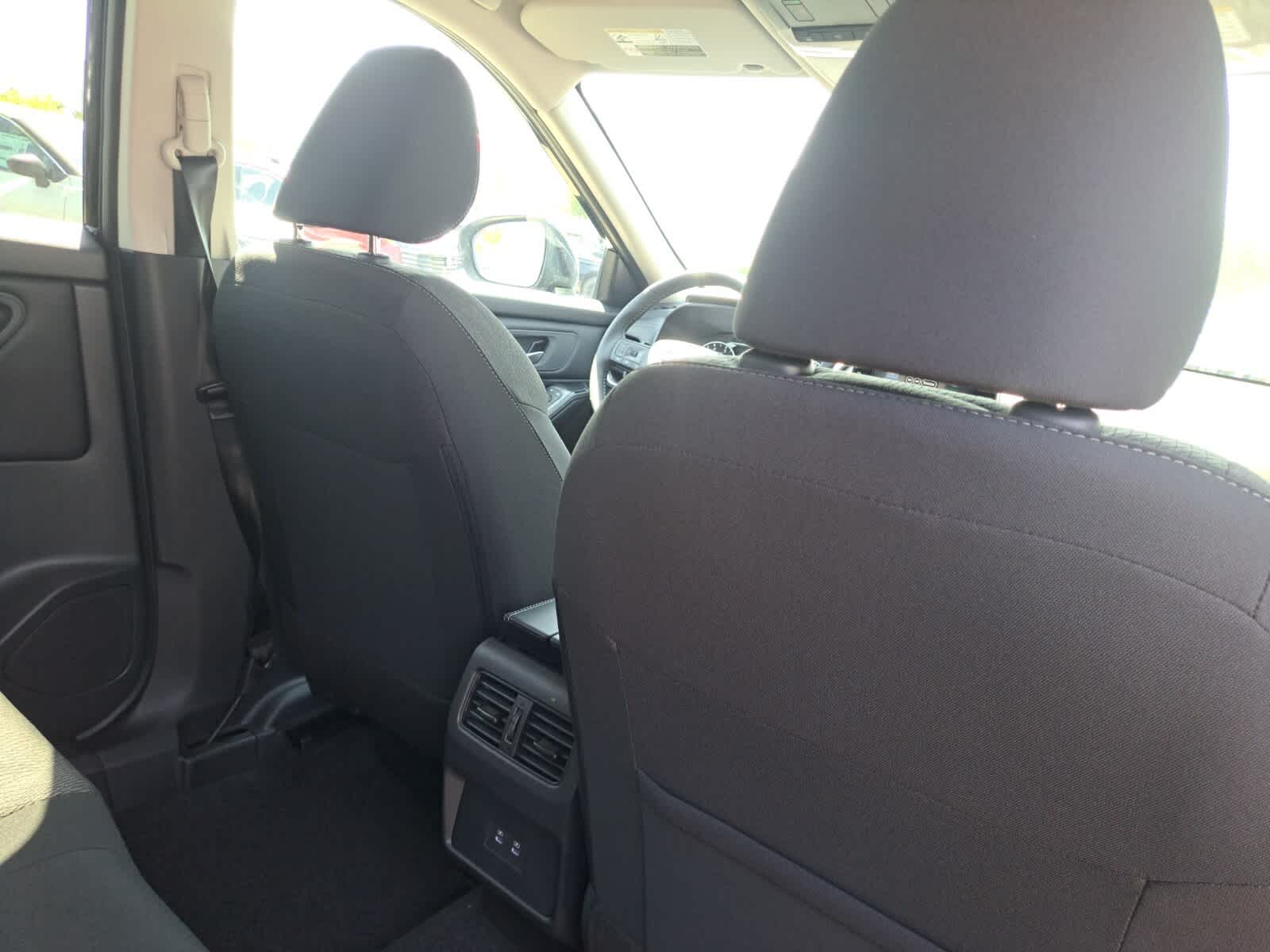 2026 Nissan Rogue SV photo 21