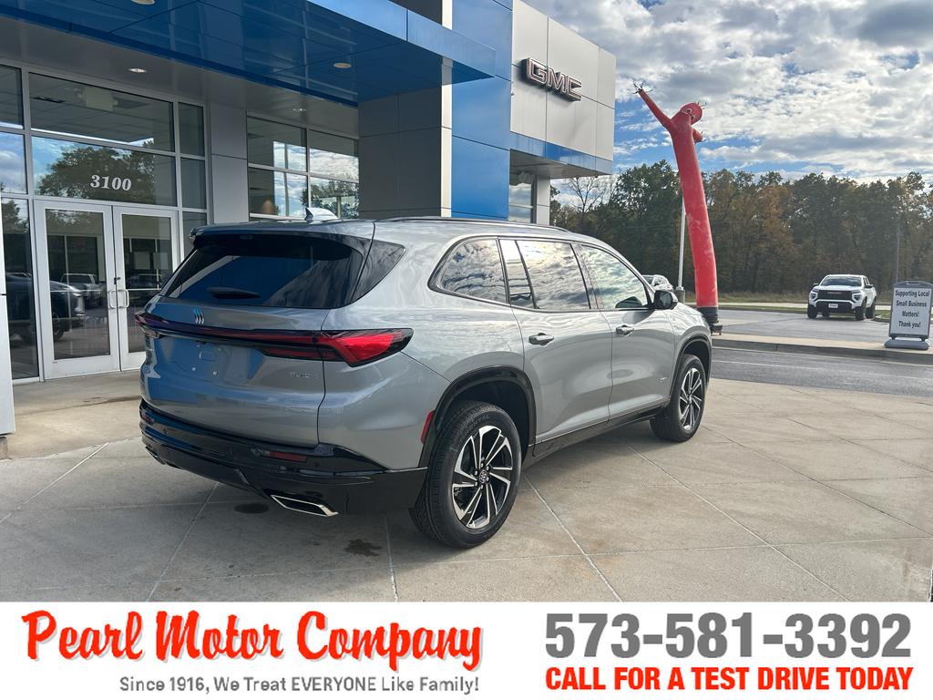 2026 Buick Enclave Sport Touring photo 3