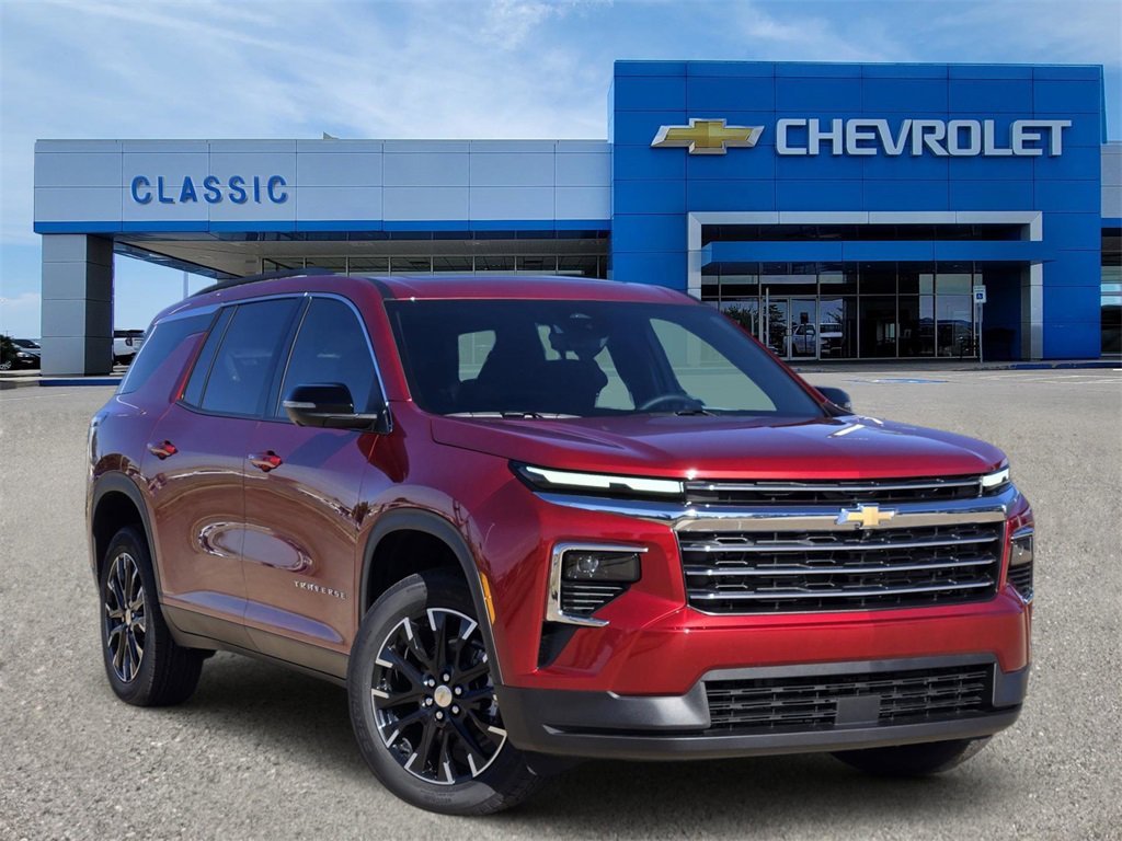 2026 Chevrolet Traverse LT's photo