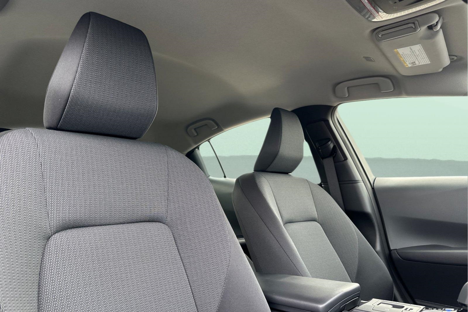 2026 Toyota Prius LE photo 17