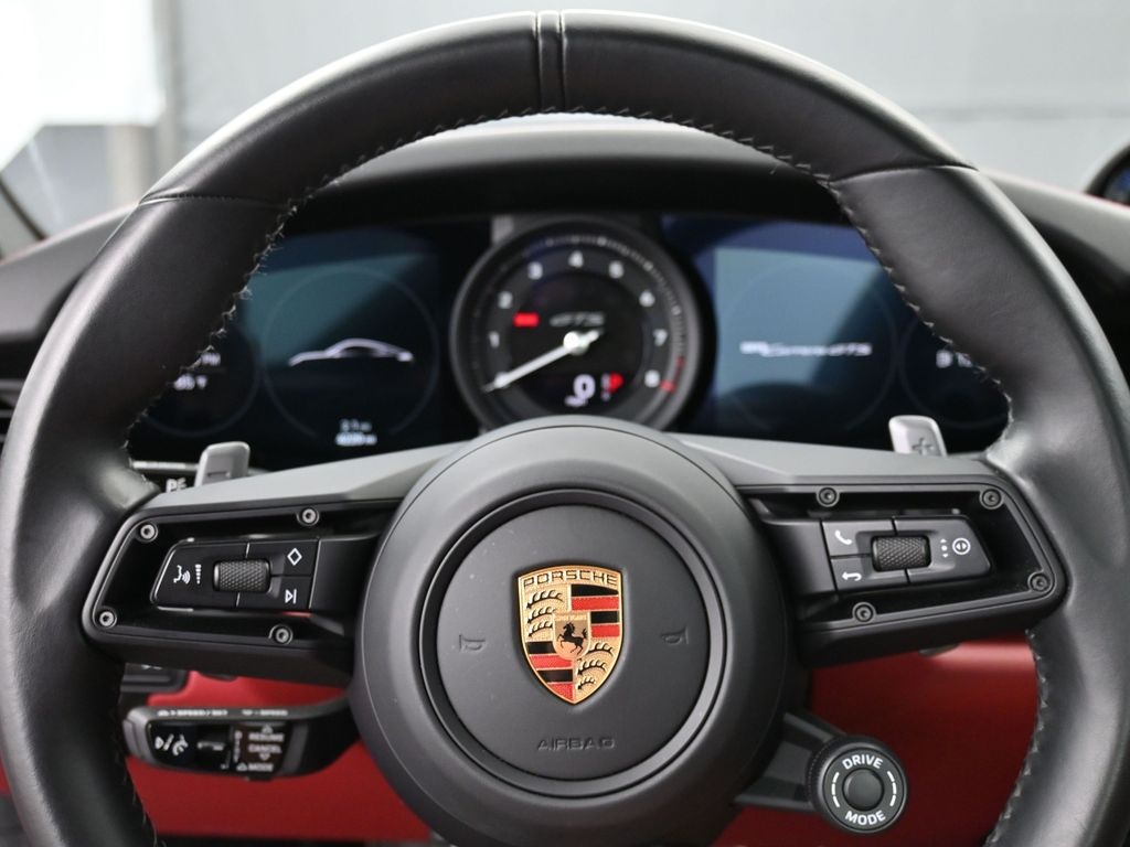 2024 Porsche 911 GTS photo 5