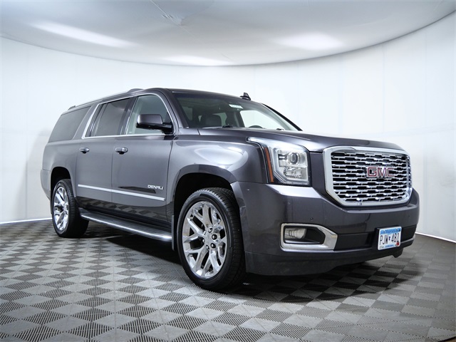 Used 2018 GMC Yukon XL Denali with VIN 1GKS2HKJ3JR168532 for sale in Apple Valley, Minnesota