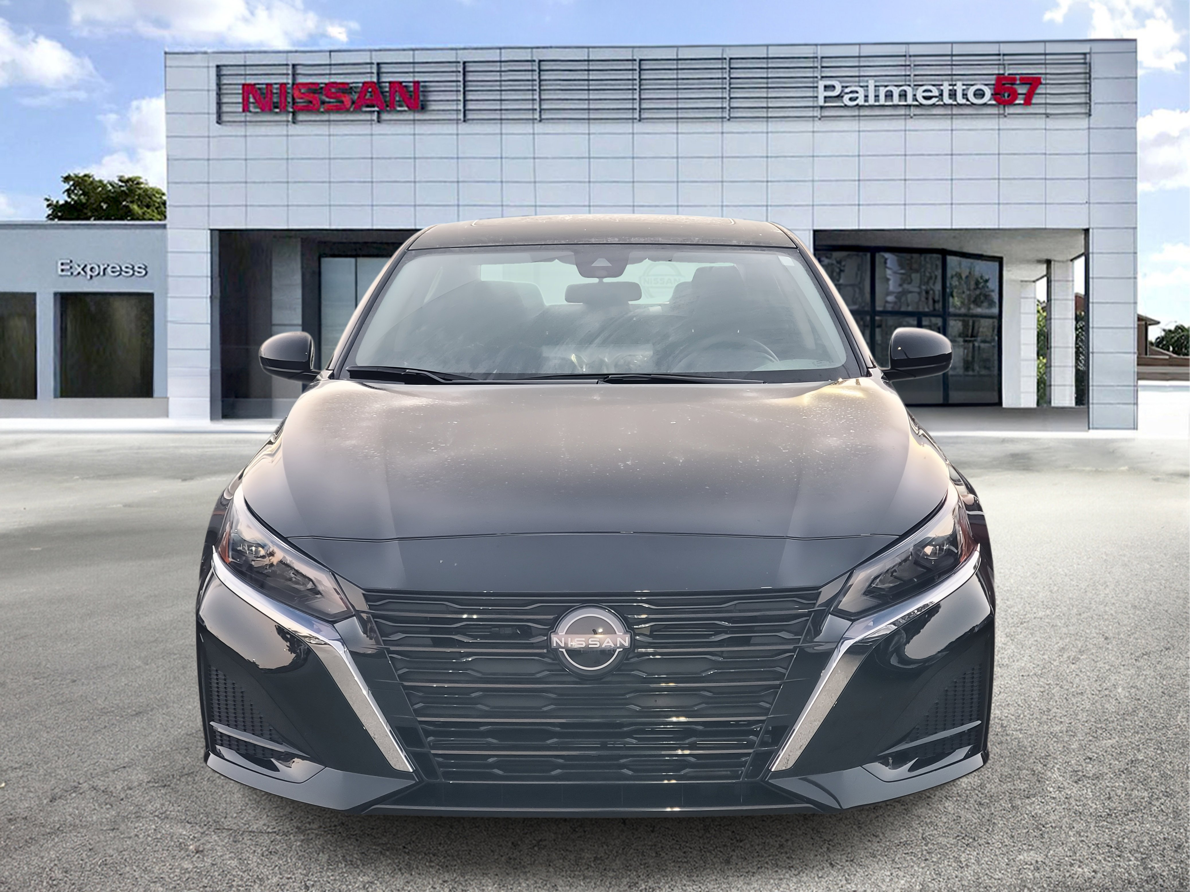 2025 Nissan Altima SV photo 2
