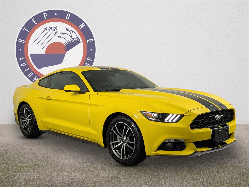 2017 Ford Mustang EcoBoost's photo