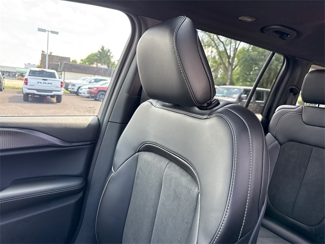 2025 Jeep Grand Cherokee Altitude X photo 24