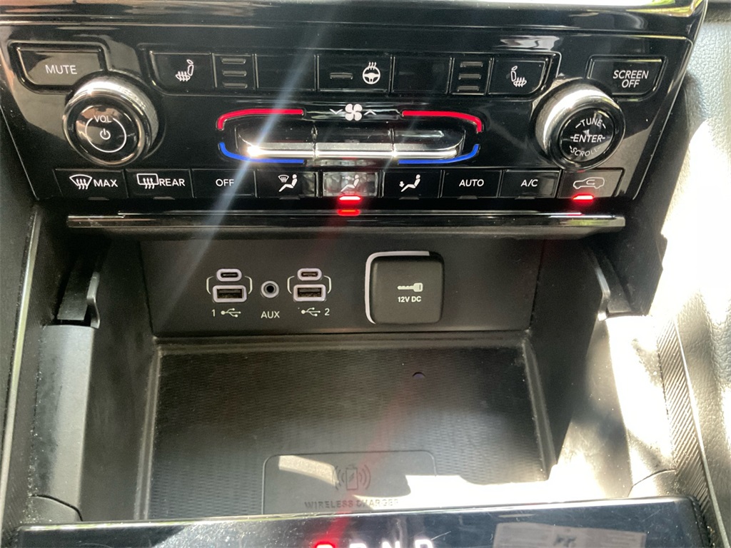2024 Jeep Grand Cherokee Altitude photo 23