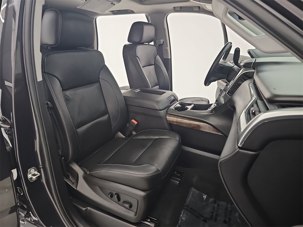2018 Chevrolet Tahoe LT photo 9