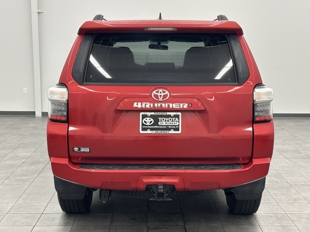 2019 Toyota 4Runner SR5 photo 3