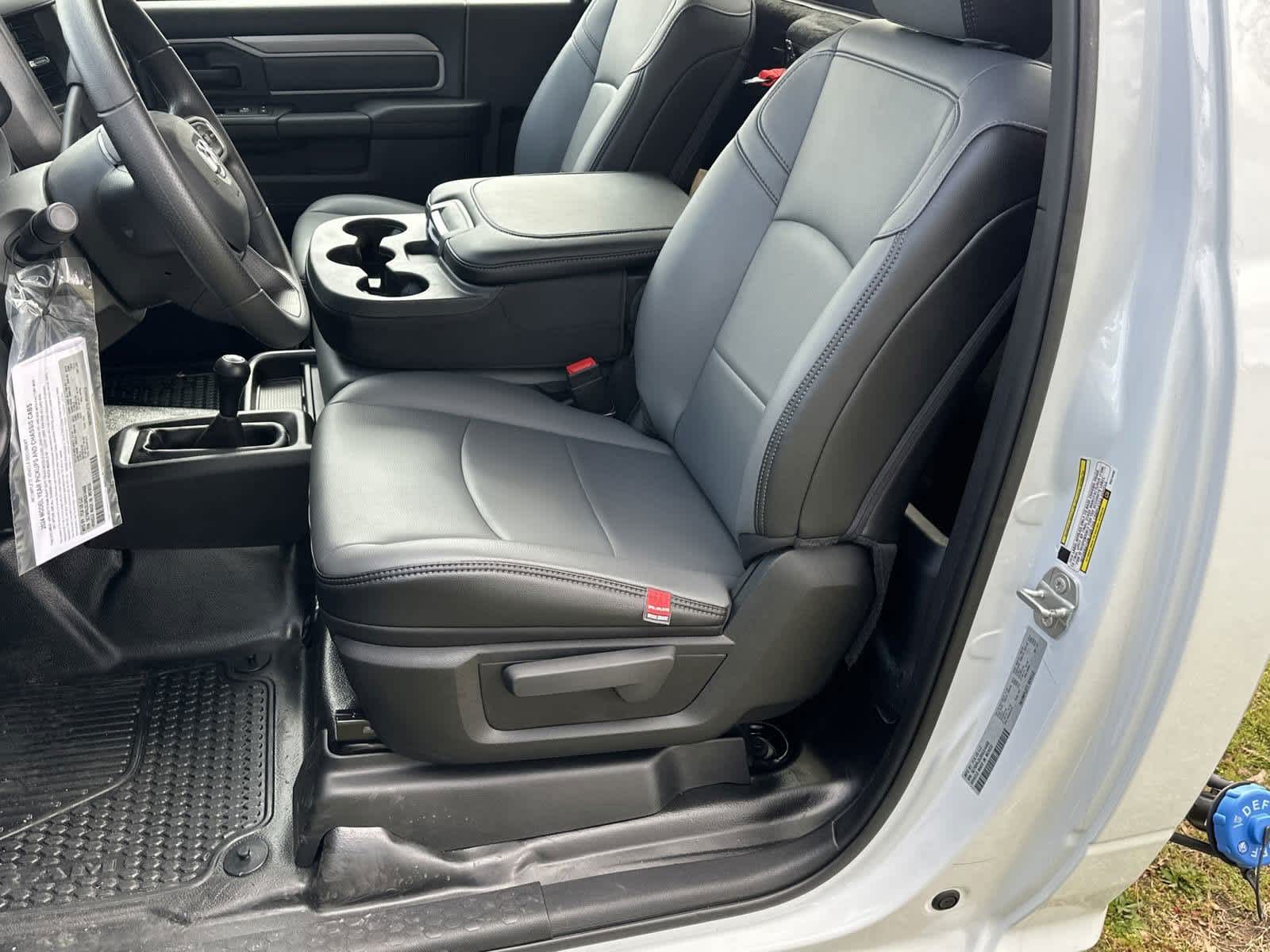 2024 Ram 4500 SLT photo 9