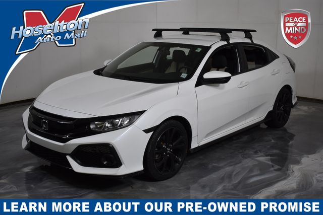 2017 Honda Civic Hatchback Sport's photo