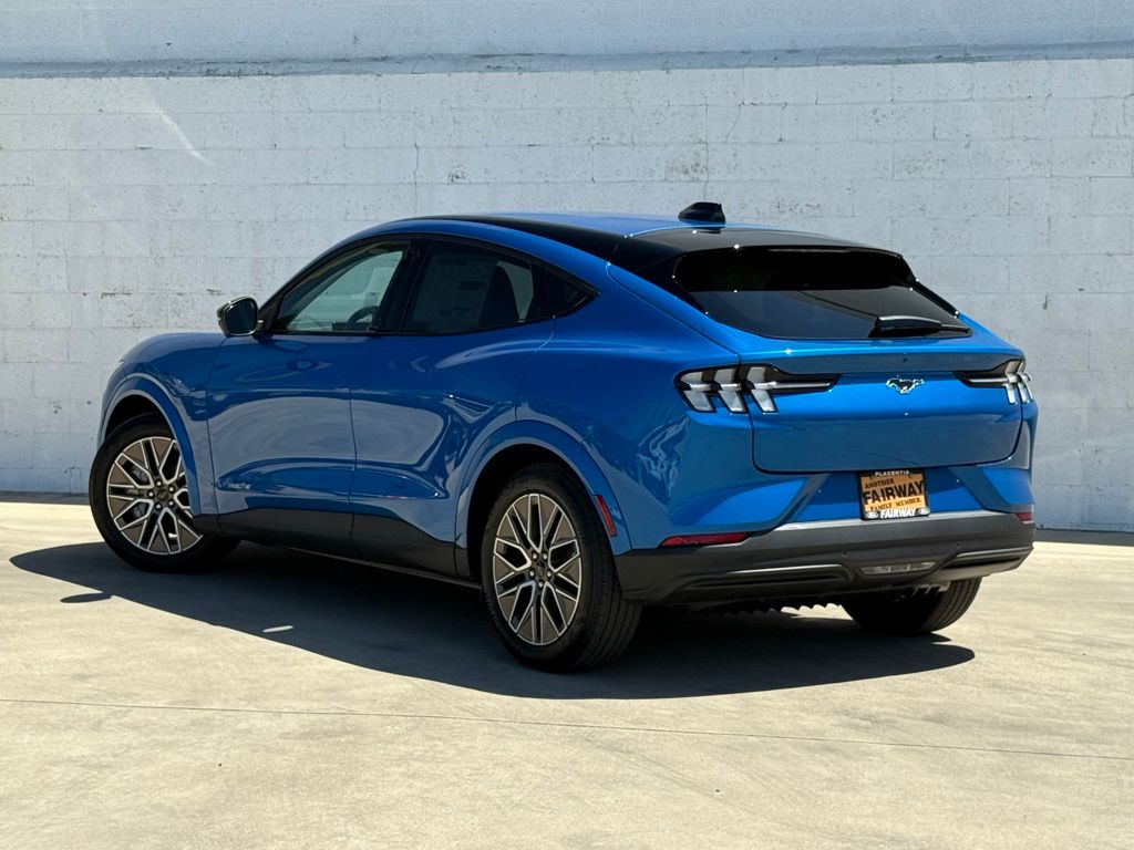 2025 Ford Mustang Mach-E Premium photo 4
