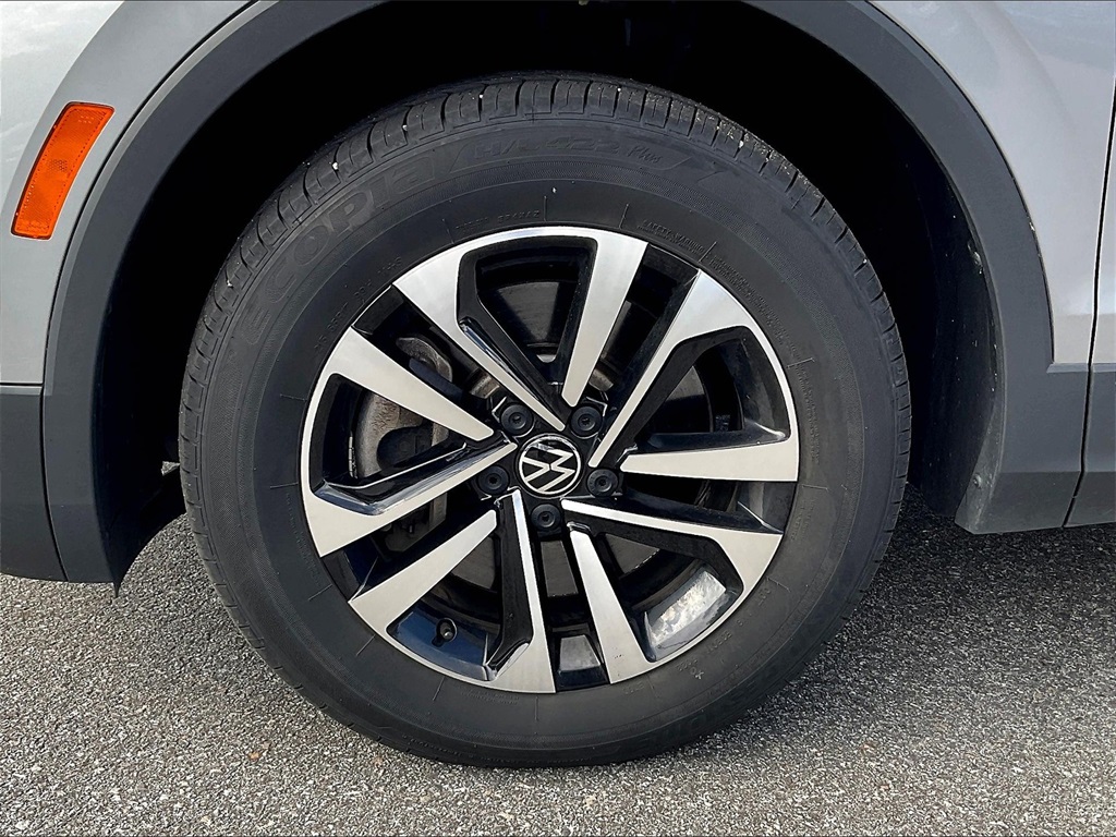 2023 Volkswagen Tiguan S photo 7