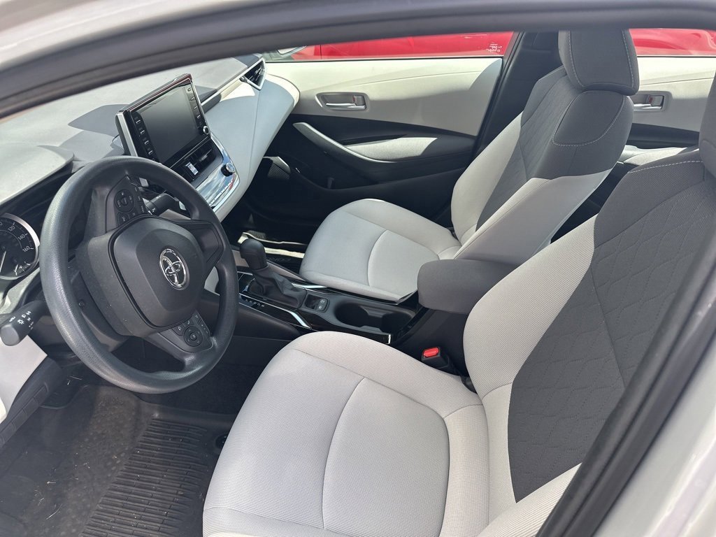 2020 Toyota Corolla LE photo 5