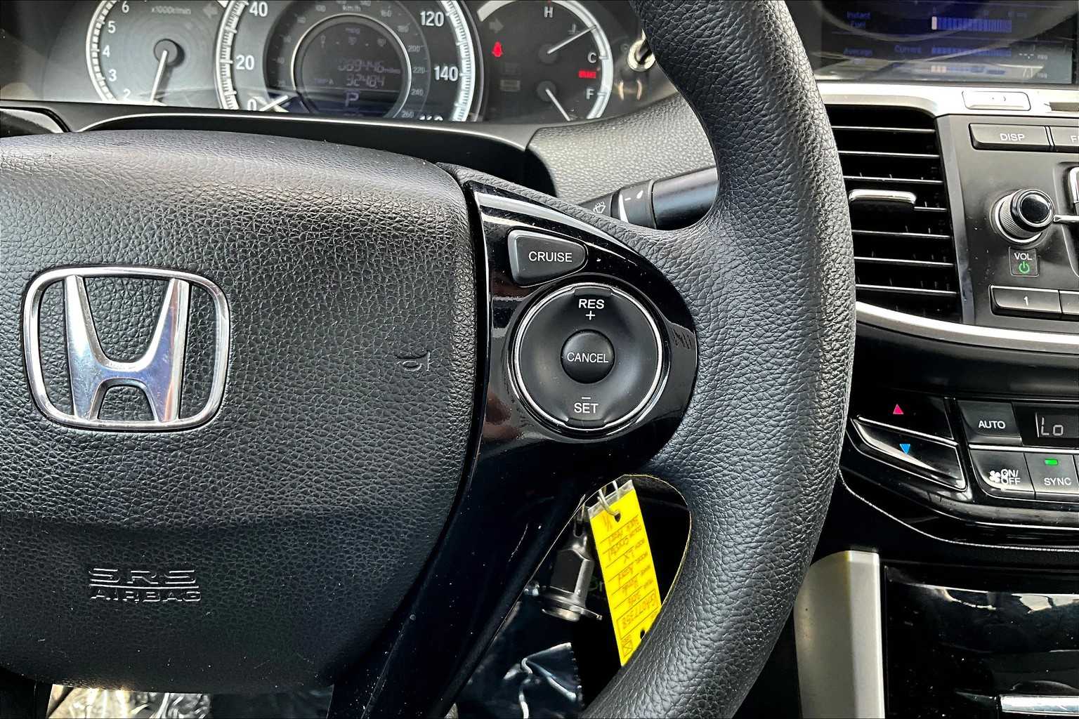 2016 Honda Accord LX photo 21