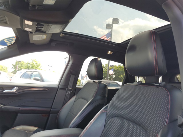 2023 Ford Escape ST-Line photo 13