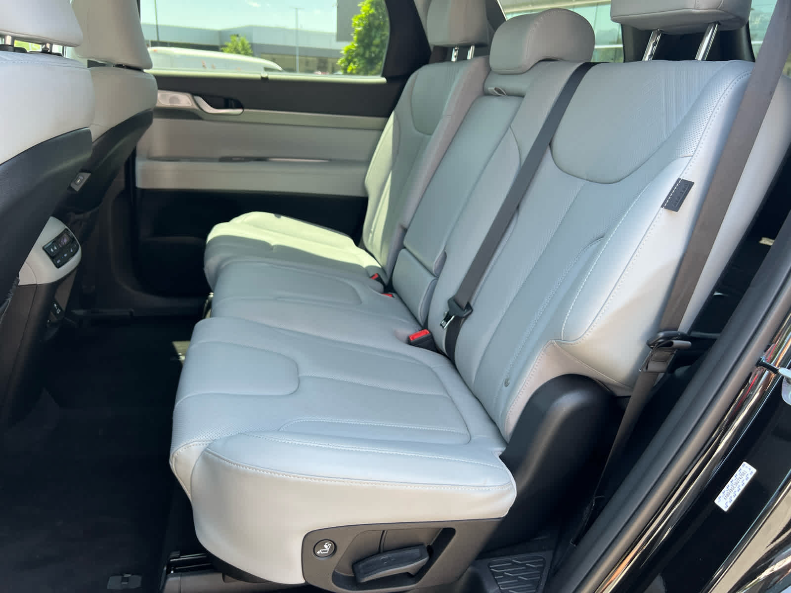 2024 Hyundai Palisade SEL photo 25