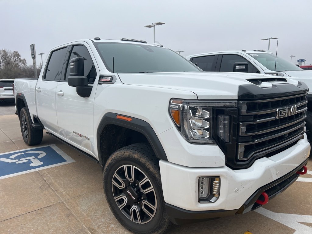 2022 GMC Sierra 2500HD AT4's photo