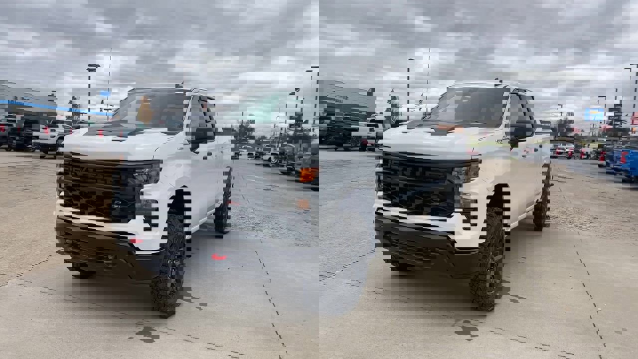 2026 Chevrolet Silverado 1500 Custom Trail Boss photo 4