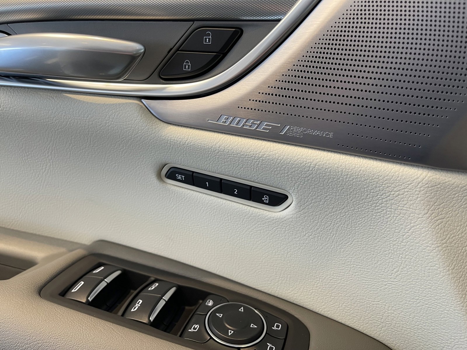 2025 Cadillac XT5 Premium Luxury photo 10