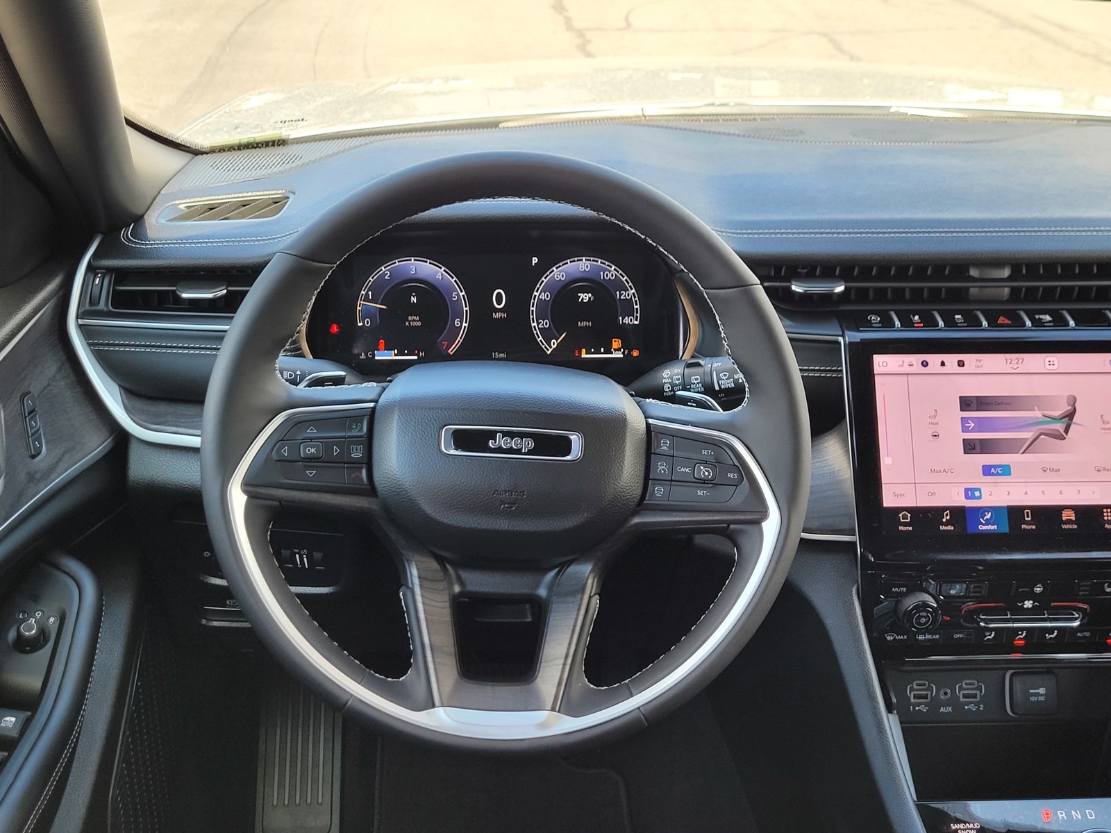 2025 Jeep Grand Cherokee Limited photo 9